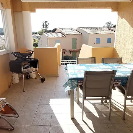 Duplex 3p, 6 Couchages, Proche Plage, Parking, Television, Balcon, Menage Inclus - Fr-1-251-722 Apartment Le Lavandou