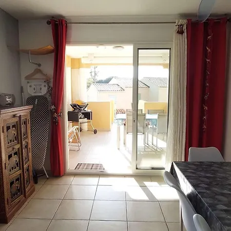 Duplex 3p, 6 Couchages, Proche Plage, Parking, Television, Balcon, Menage Inclus - Fr-1-251-722 Le Lavandou